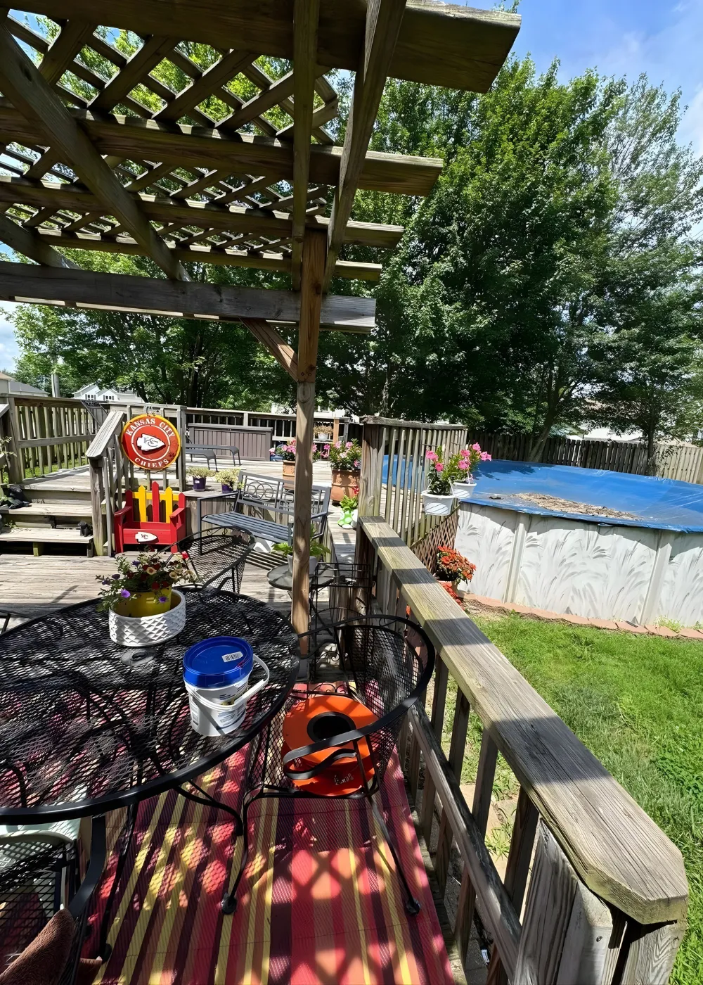Pool deck before replacement